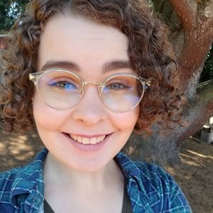 Meet your Posher, Leah